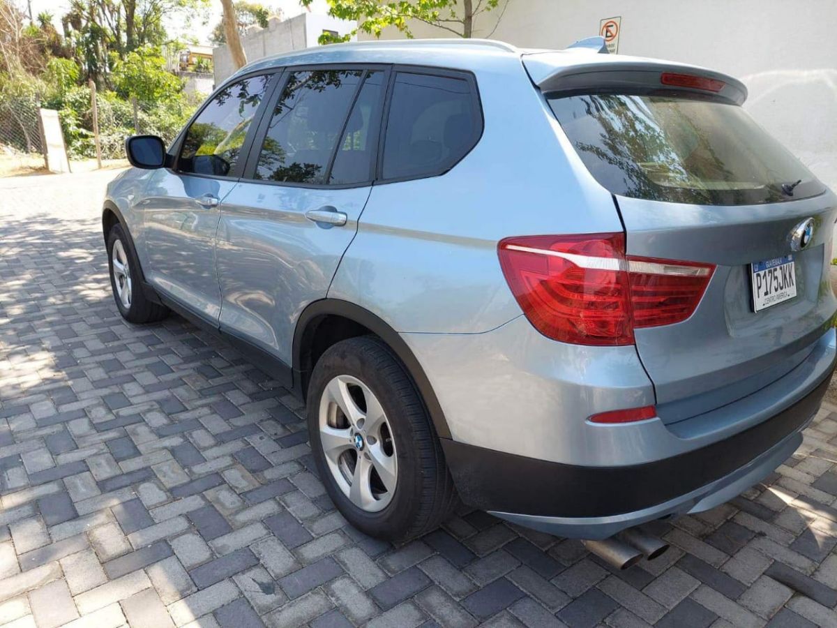 BMW X3 - 2011                                        