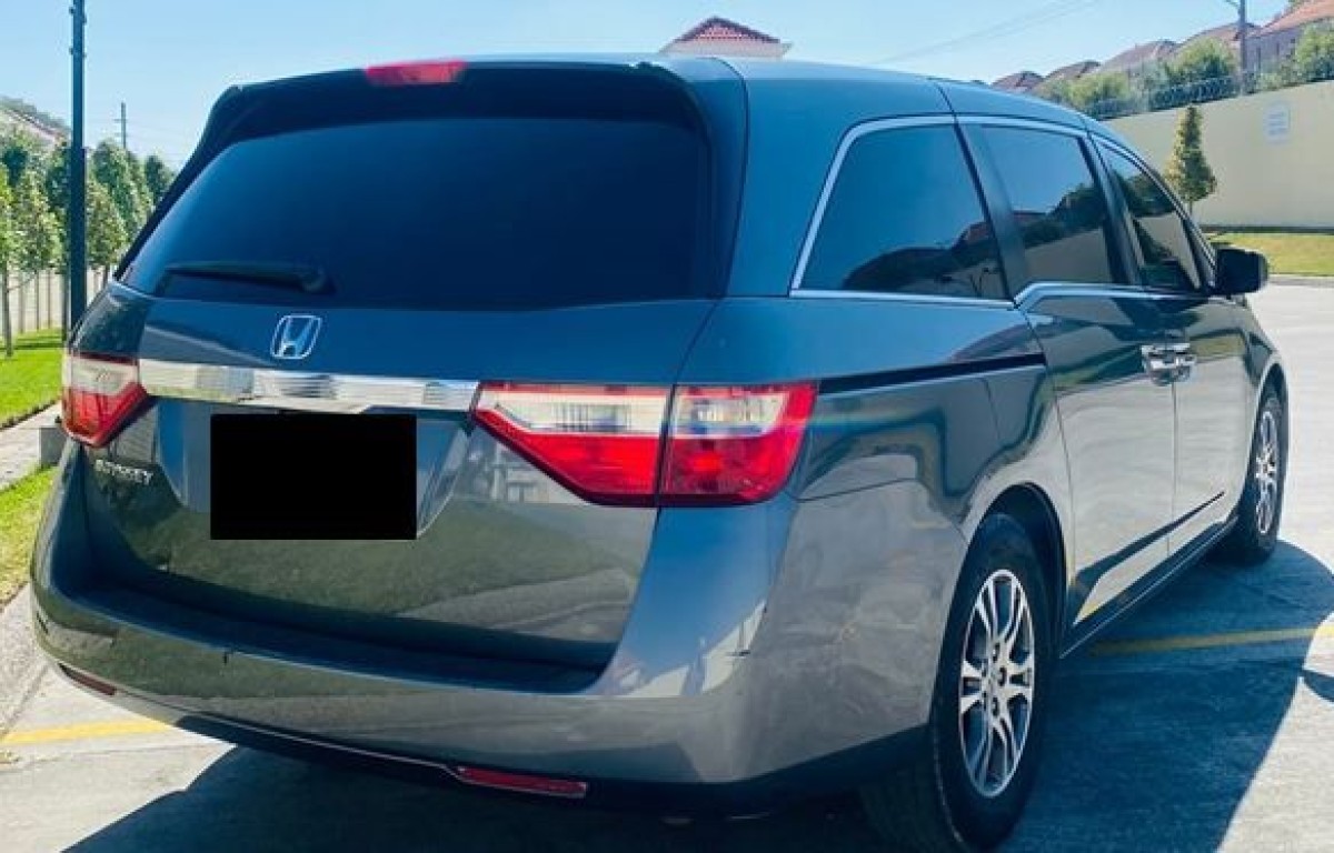 HONDA ODYSSEY - 2011                                        