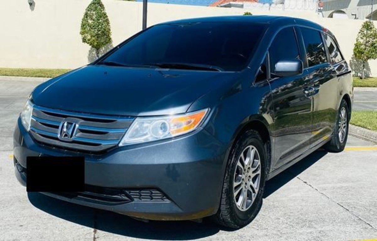HONDA ODYSSEY - 2011                                        