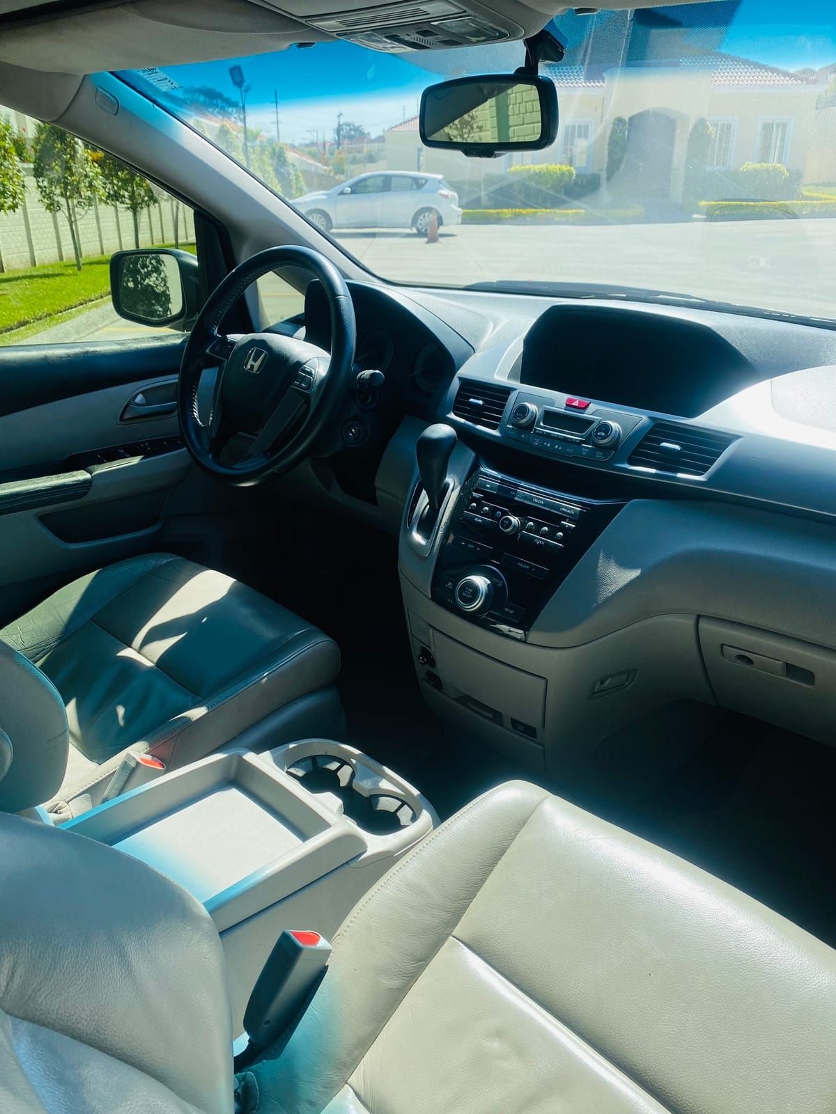 HONDA ODYSSEY - 2011                                        