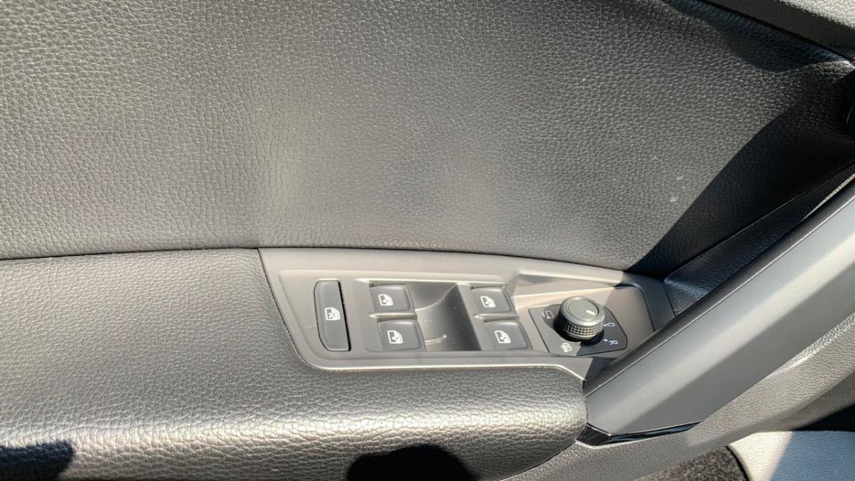 VOLKSWAGEN TIGUAN - 2021                                        