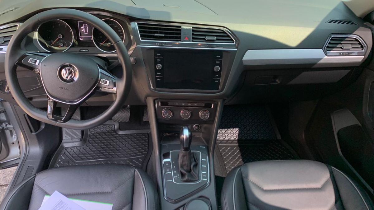VOLKSWAGEN TIGUAN - 2021                                        