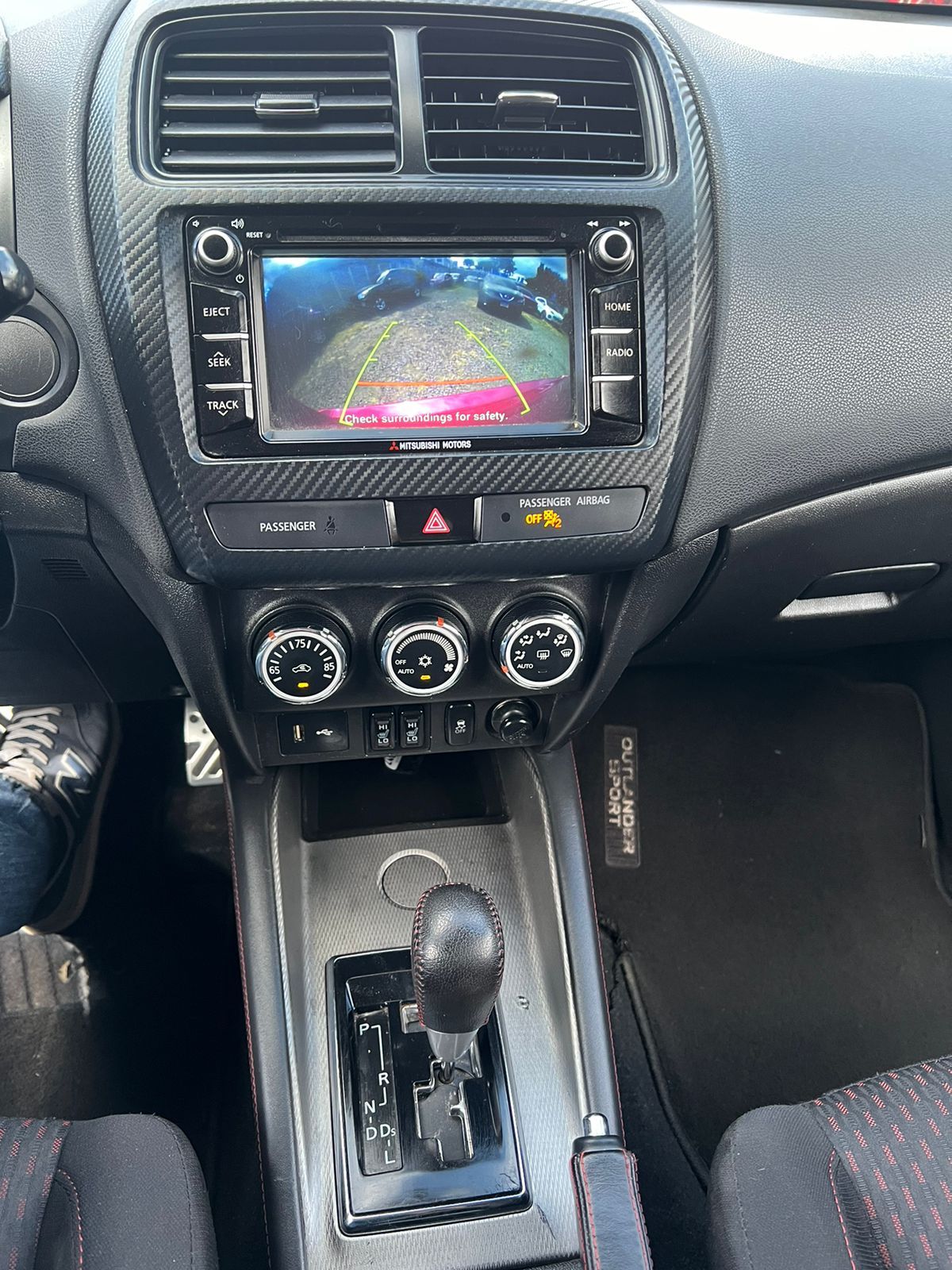 MITSUBISHI OUTLANDER SPORT - 2018                                        