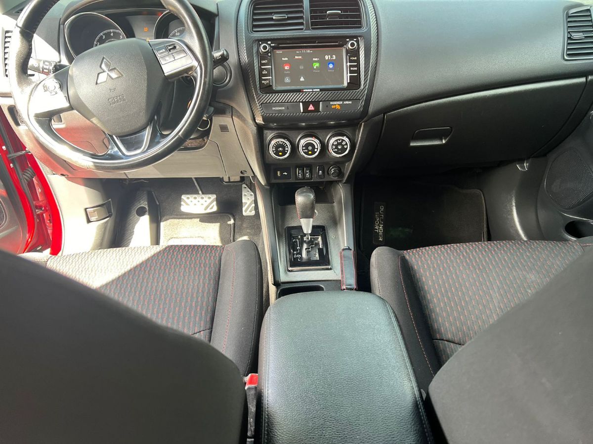 MITSUBISHI OUTLANDER SPORT - 2018                                        