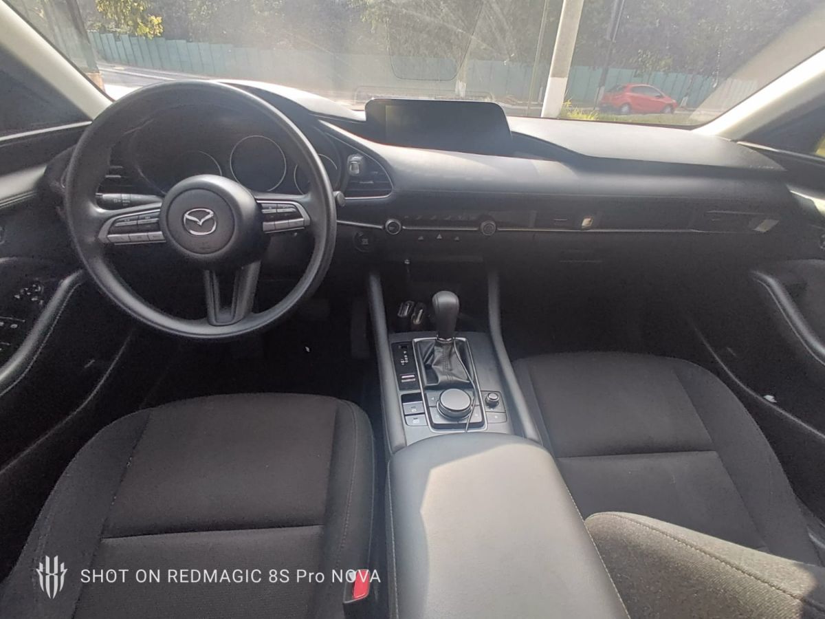 MAZDA 3 - 2021                                        