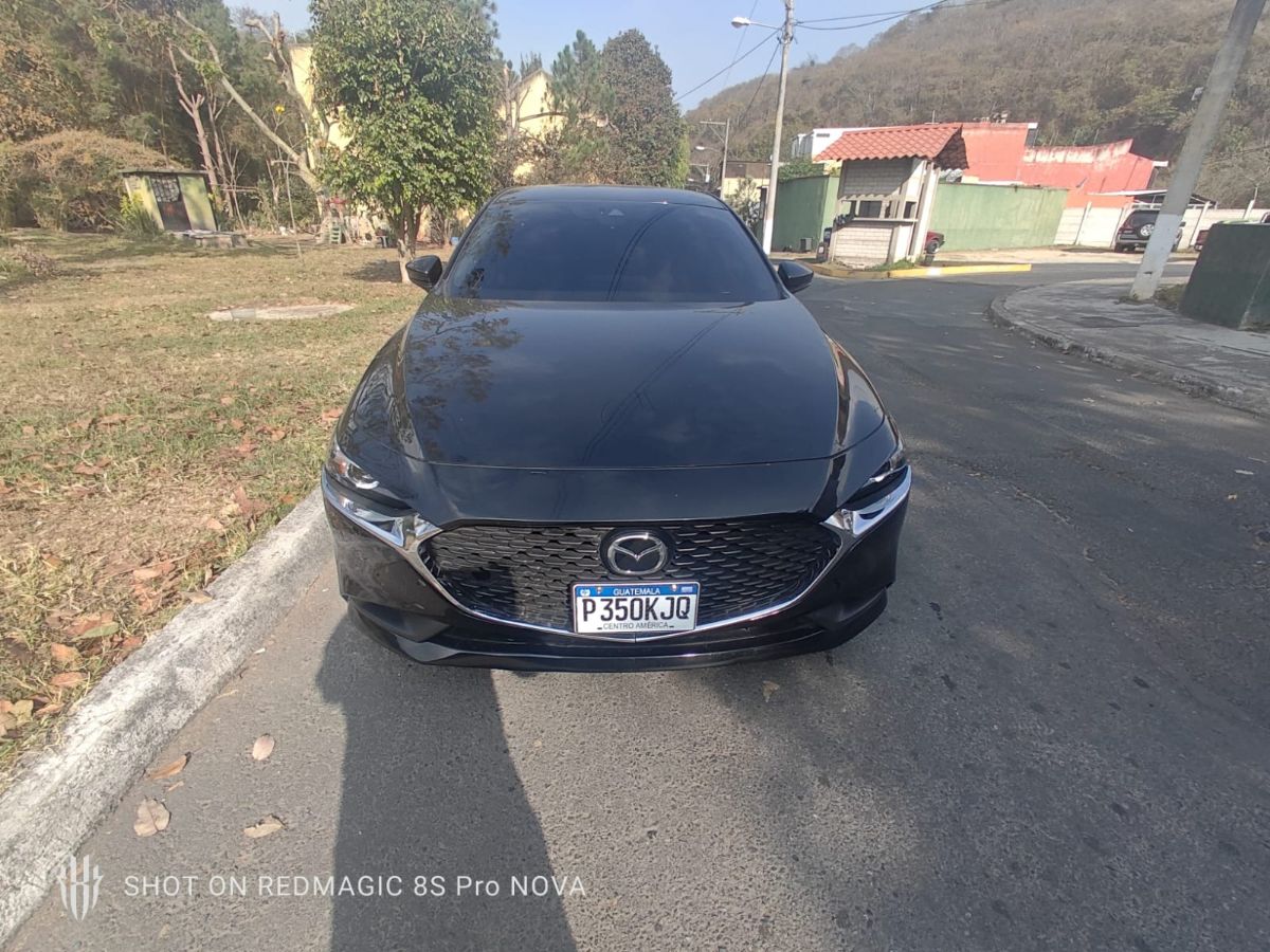 MAZDA 3 - 2021                                        