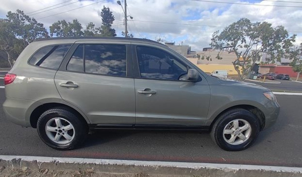 HYUNDAI SANTA FE - 2008                                        
