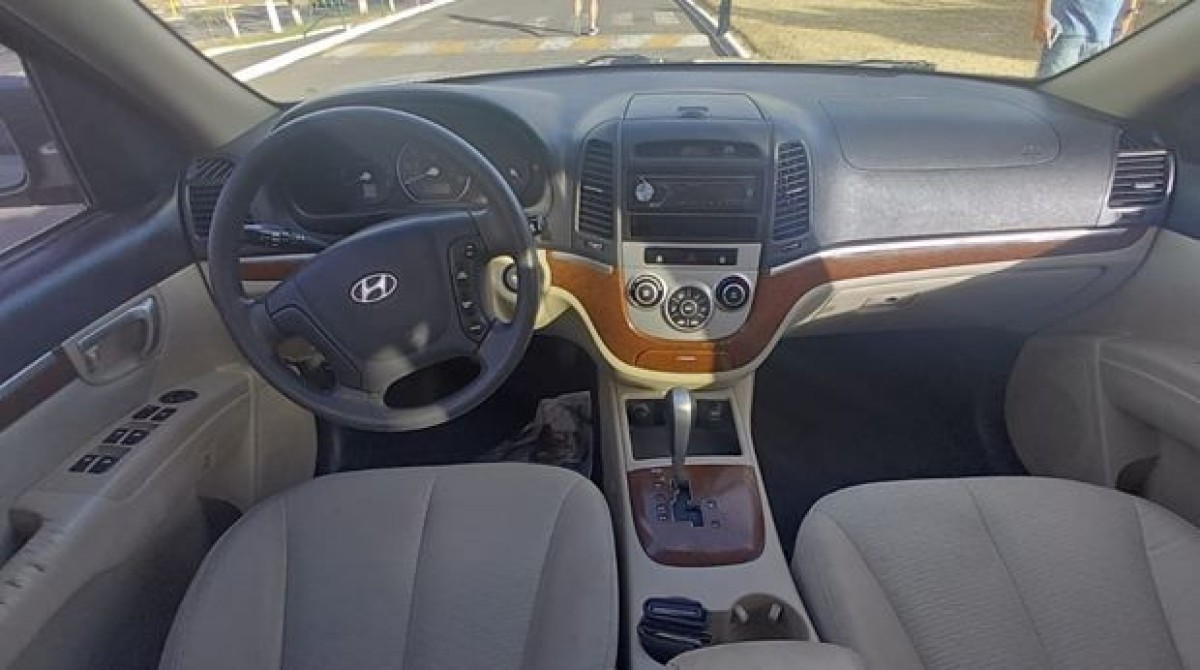 HYUNDAI SANTA FE - 2008                                        