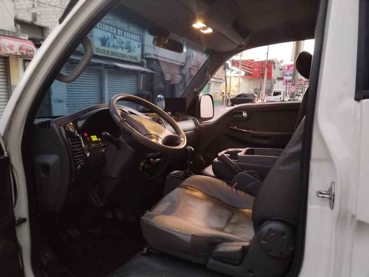 KIA BONGO III - 2011                                        