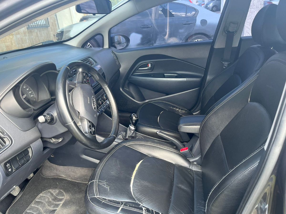 KIA RIO - 2017                                        