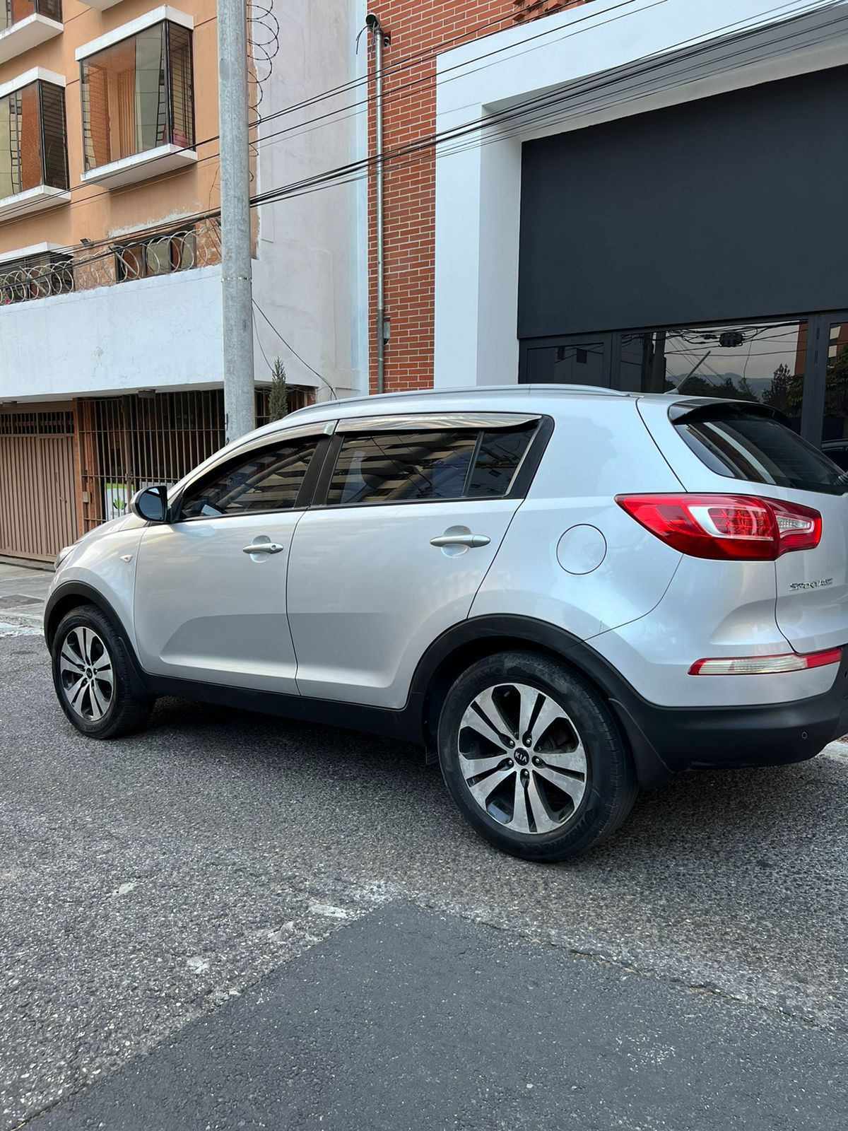 KIA SPORTAGE LX - 2013                                        