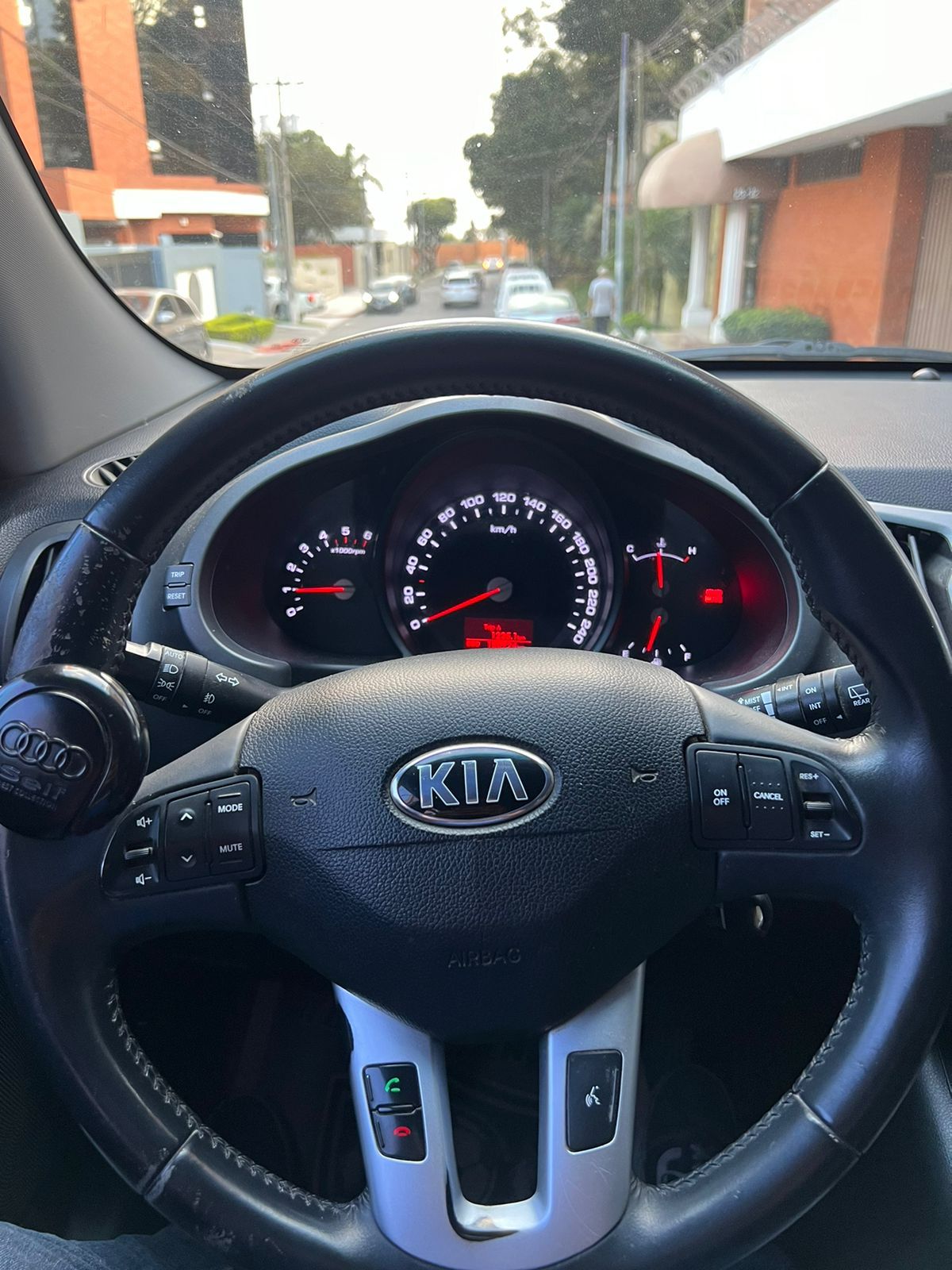 KIA SPORTAGE LX - 2013                                        