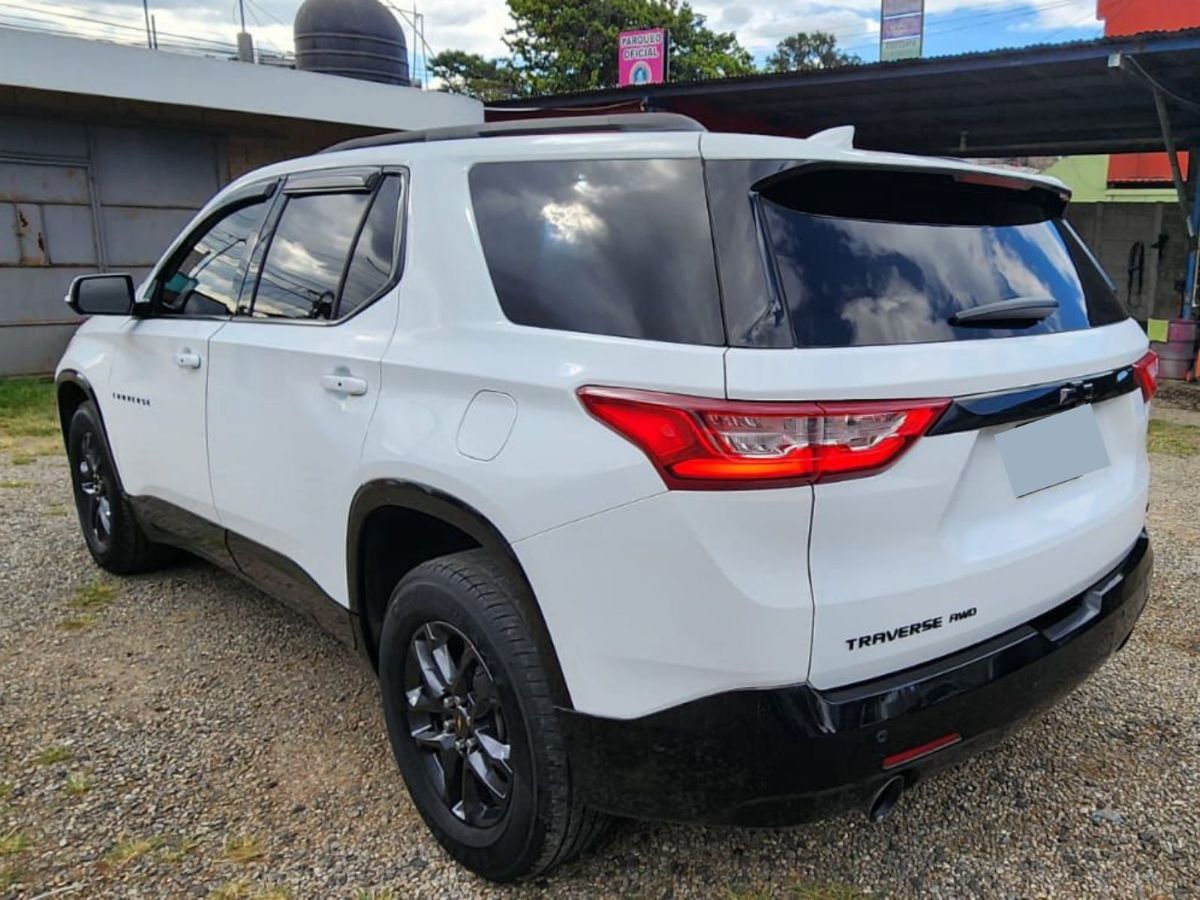 CHEVROLET TRAVERSE  - 2020                                        