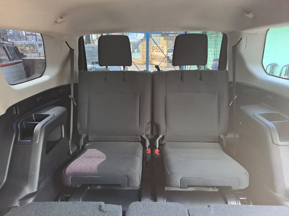 TOYOTA 4 RUNNER - 2016                                        