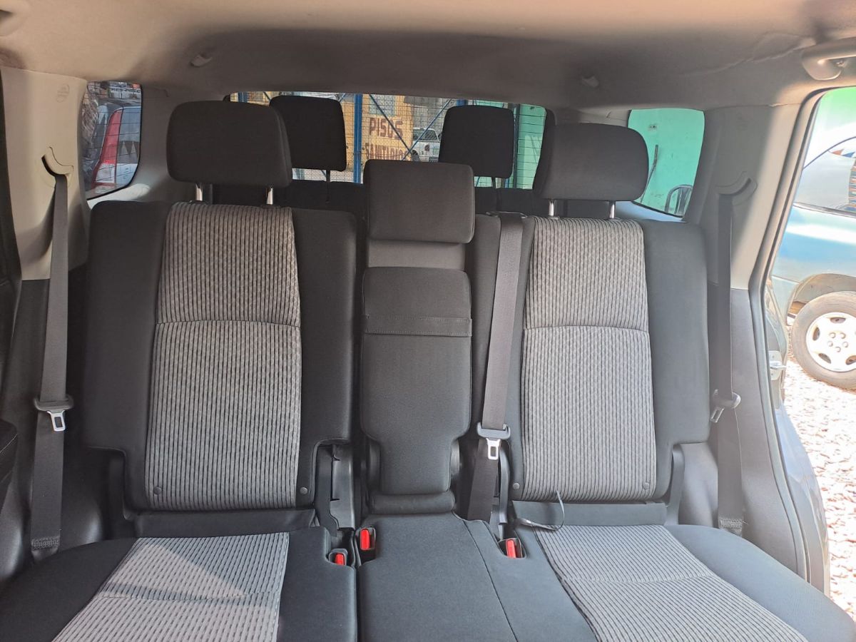 TOYOTA 4 RUNNER - 2016                                        