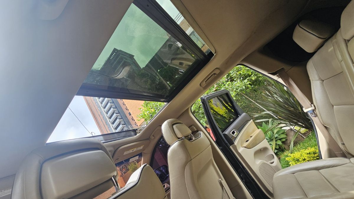 JEEP GRAND CHEROKEE OVERLAND - 2014                                        