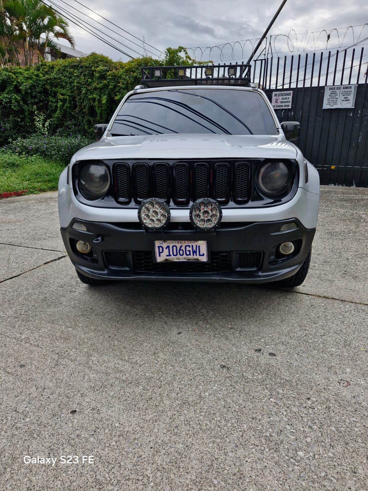 JEEP RENEGADE - 2015                                        