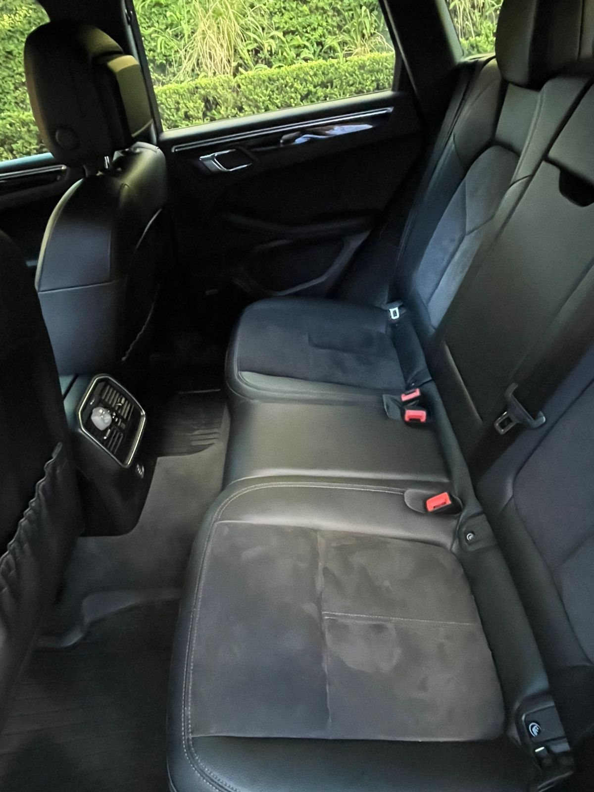 PORSCHE MACAN - 2018                                        