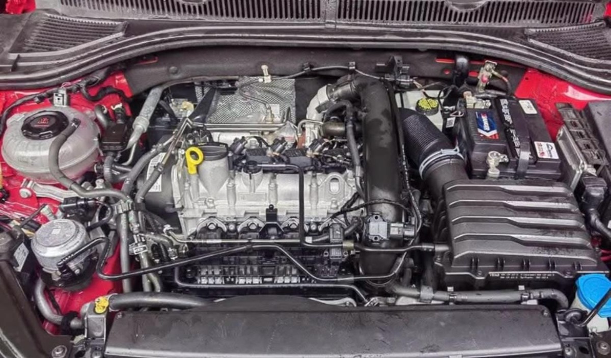 VOLKSWAGEN JETTA - 2019                                        