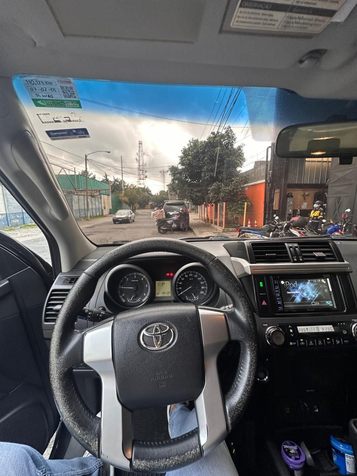 TOYOTA LAND CRUISER PRADO TXL - 2015                                        