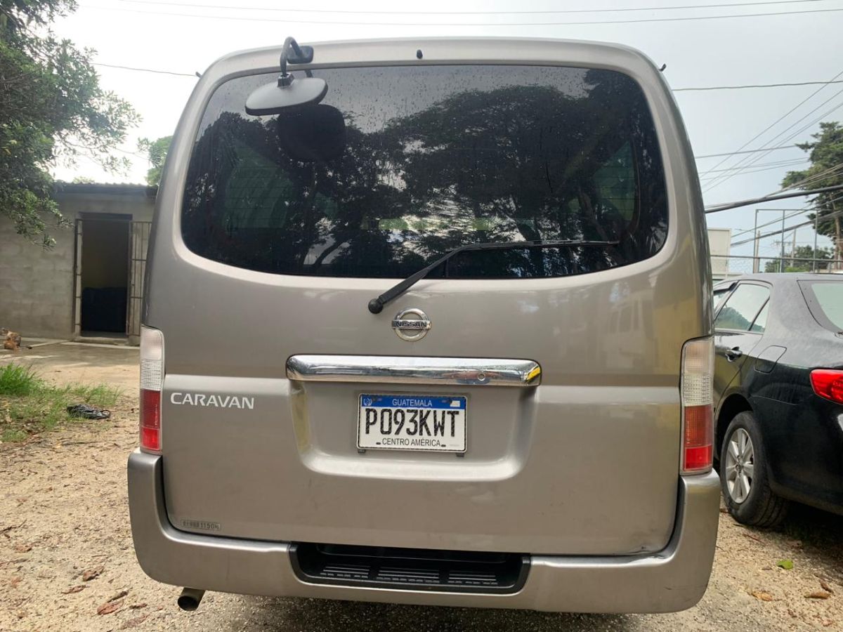 NISSAN  CARAVAN  - 2011                                        