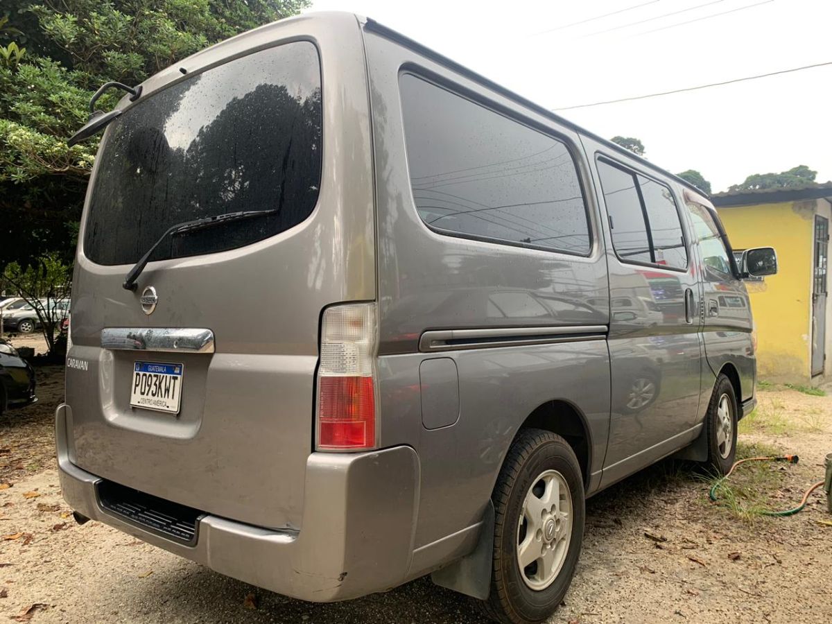 NISSAN  CARAVAN  - 2011                                        