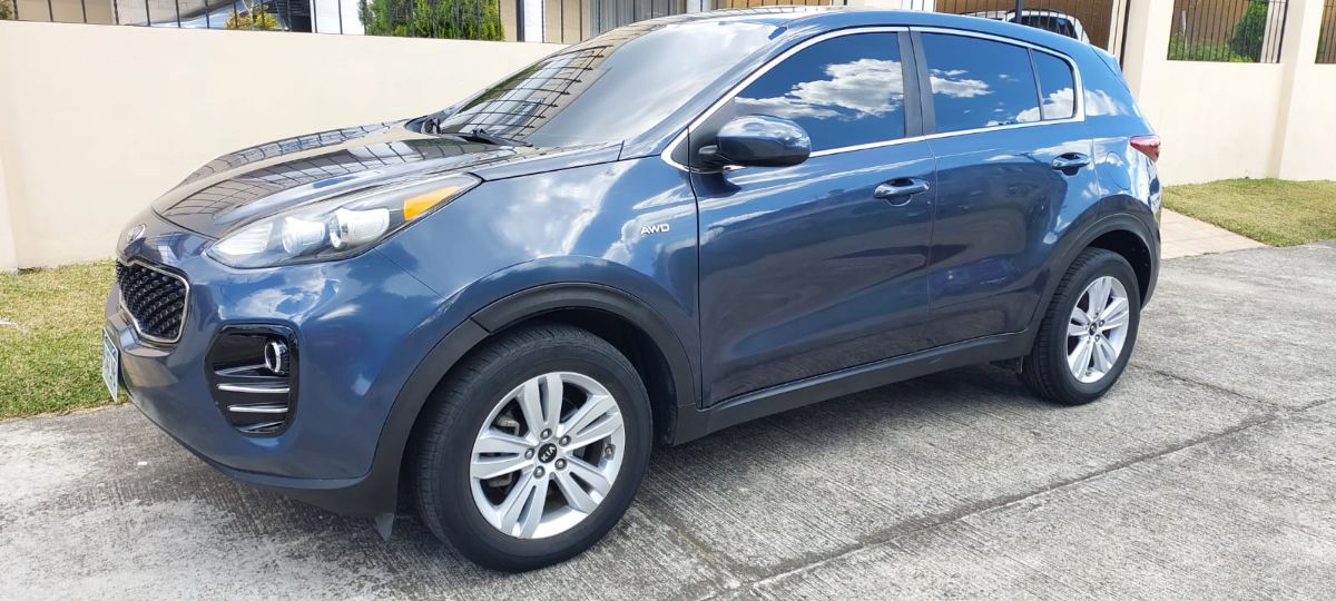 KIA SPORTAGE LX - 2017                                        