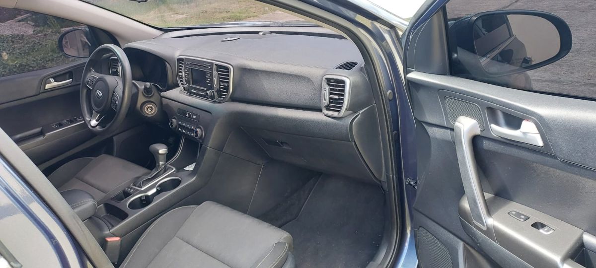 KIA SPORTAGE LX - 2017                                        