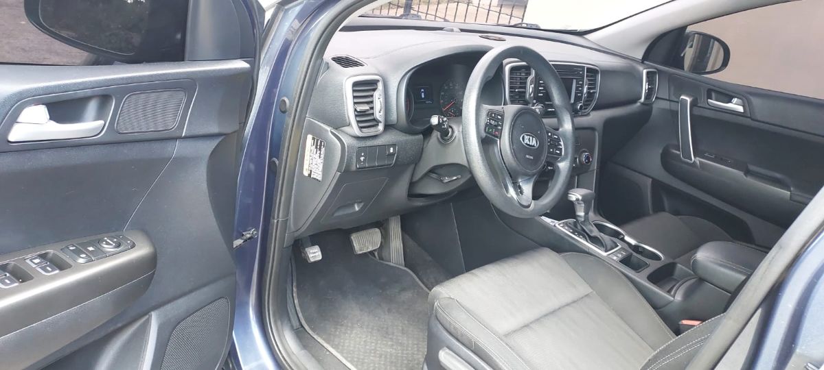 KIA SPORTAGE LX - 2017                                        