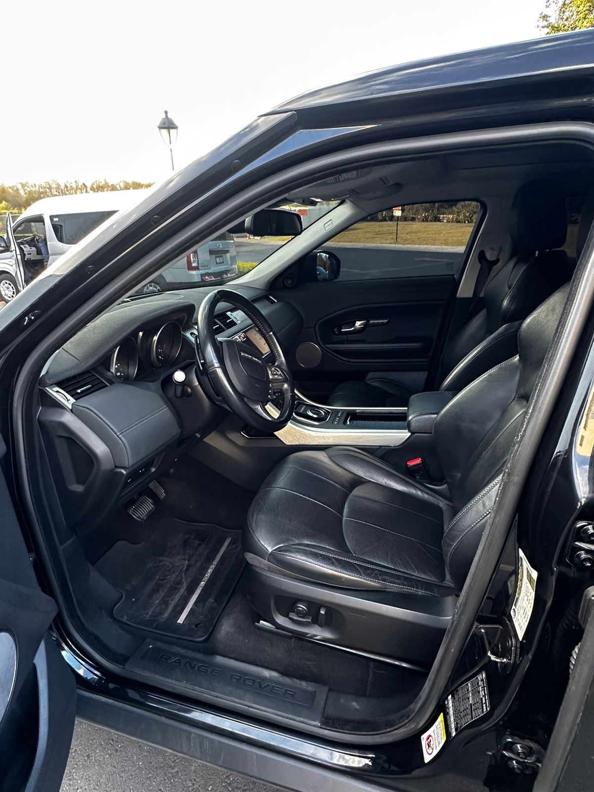 LAND ROVER RANGE ROVER EVOQUE  - 2017                                        