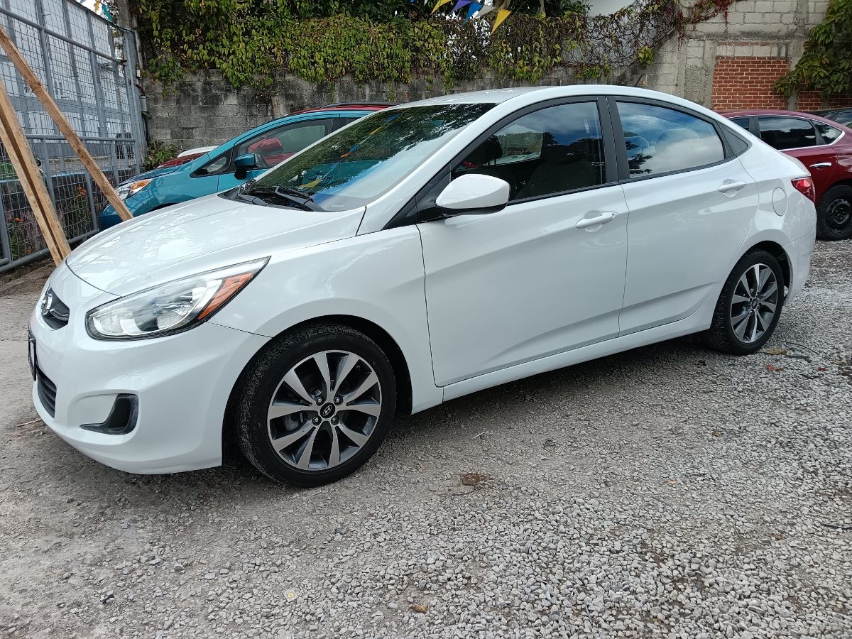 HYUNDAI ACCENT - 2017                                        