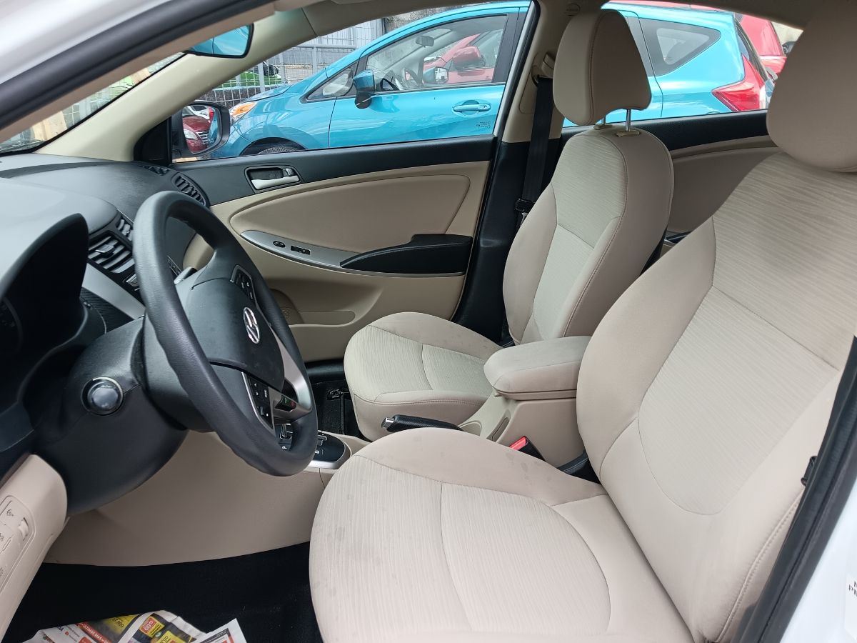 HYUNDAI ACCENT - 2017                                        