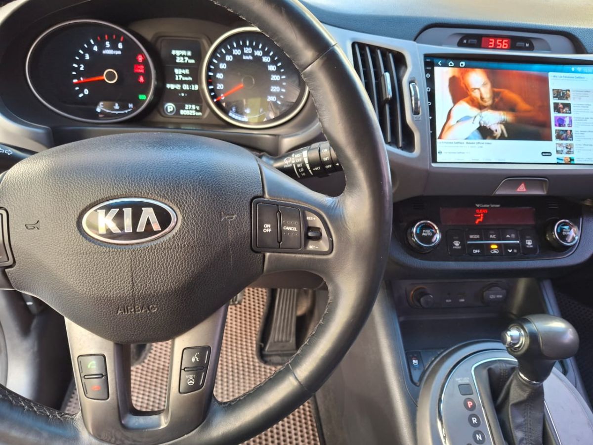 KIA SPORTAGE - 2014                                        