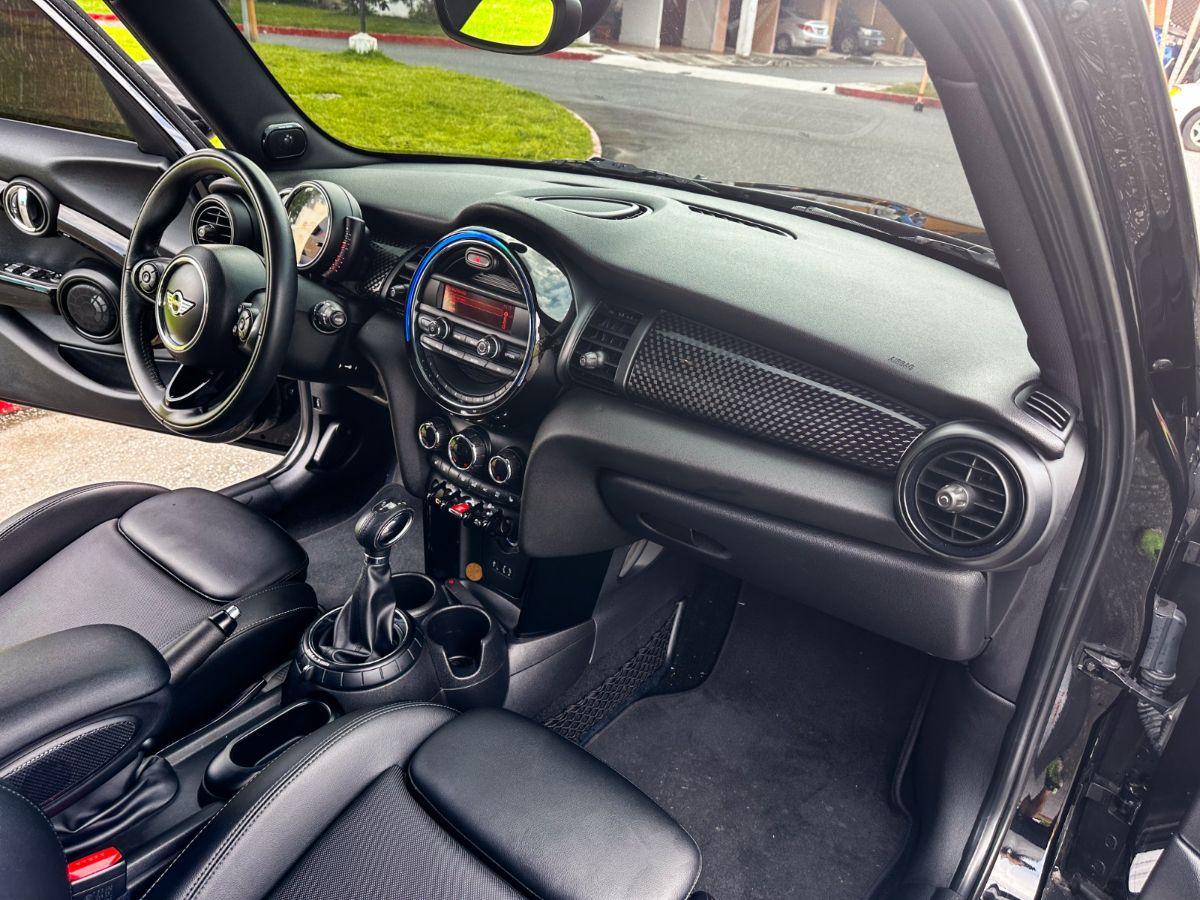 MINI COOPER S - 2016                                        