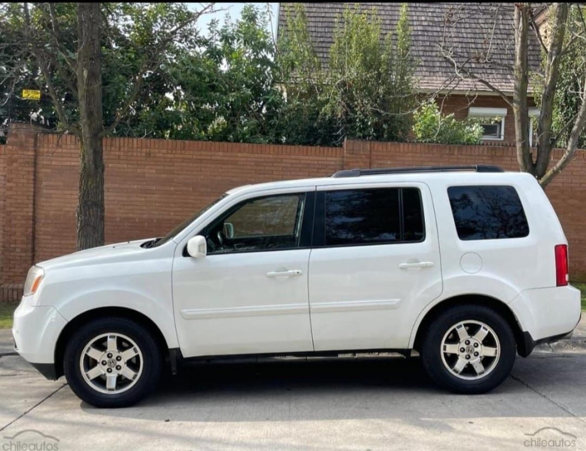 HONDA PILOT - 2013                                        