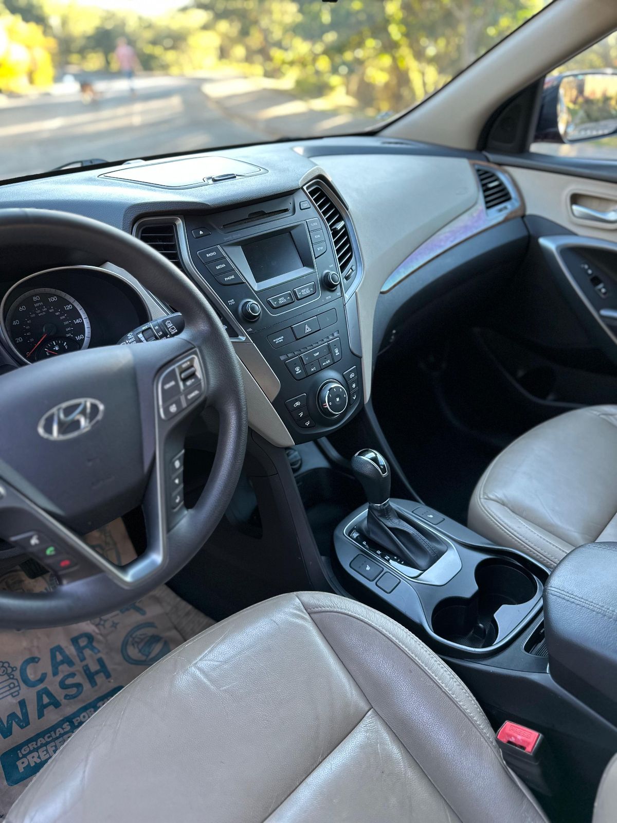 HYUNDAI SANTA FE - 2016                                        