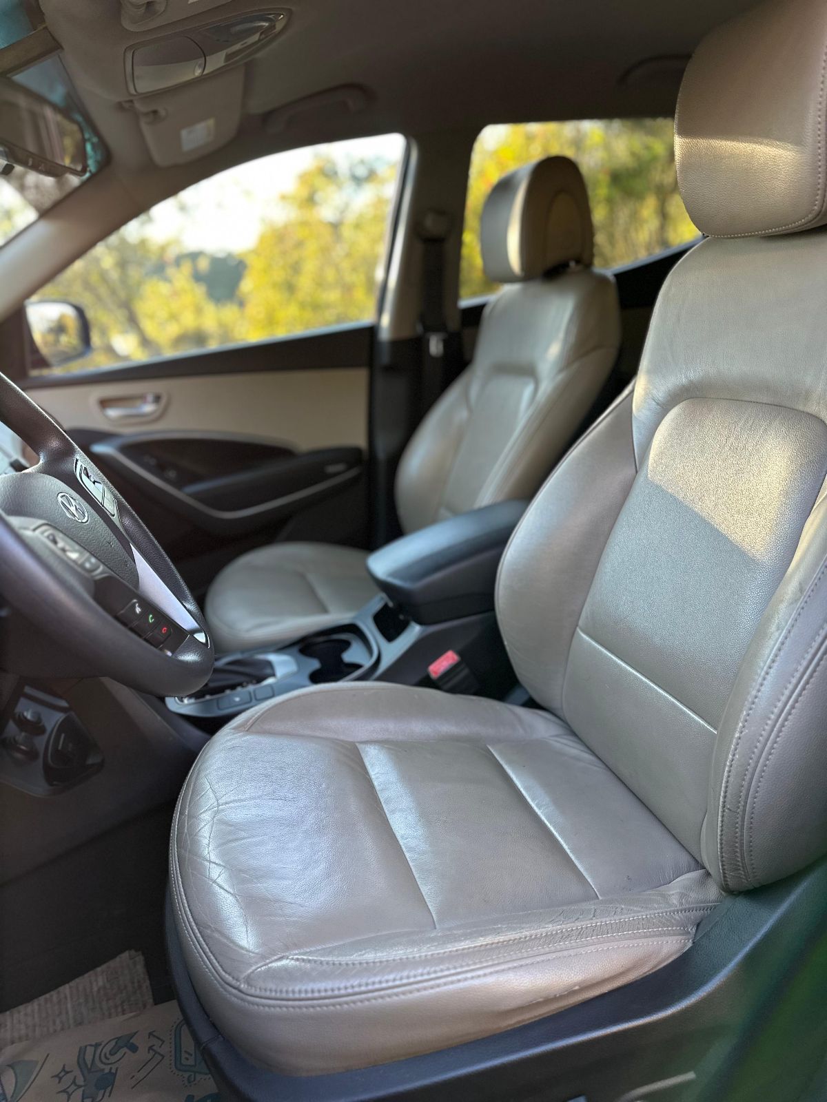 HYUNDAI SANTA FE - 2016                                        