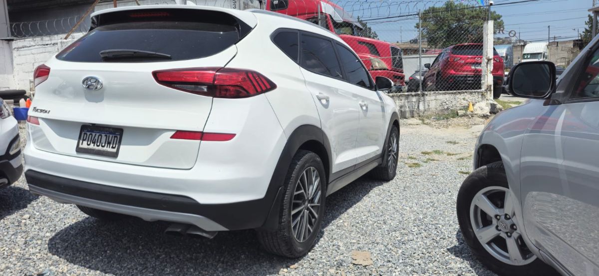 HYUNDAI TUCSON - 2019                                        