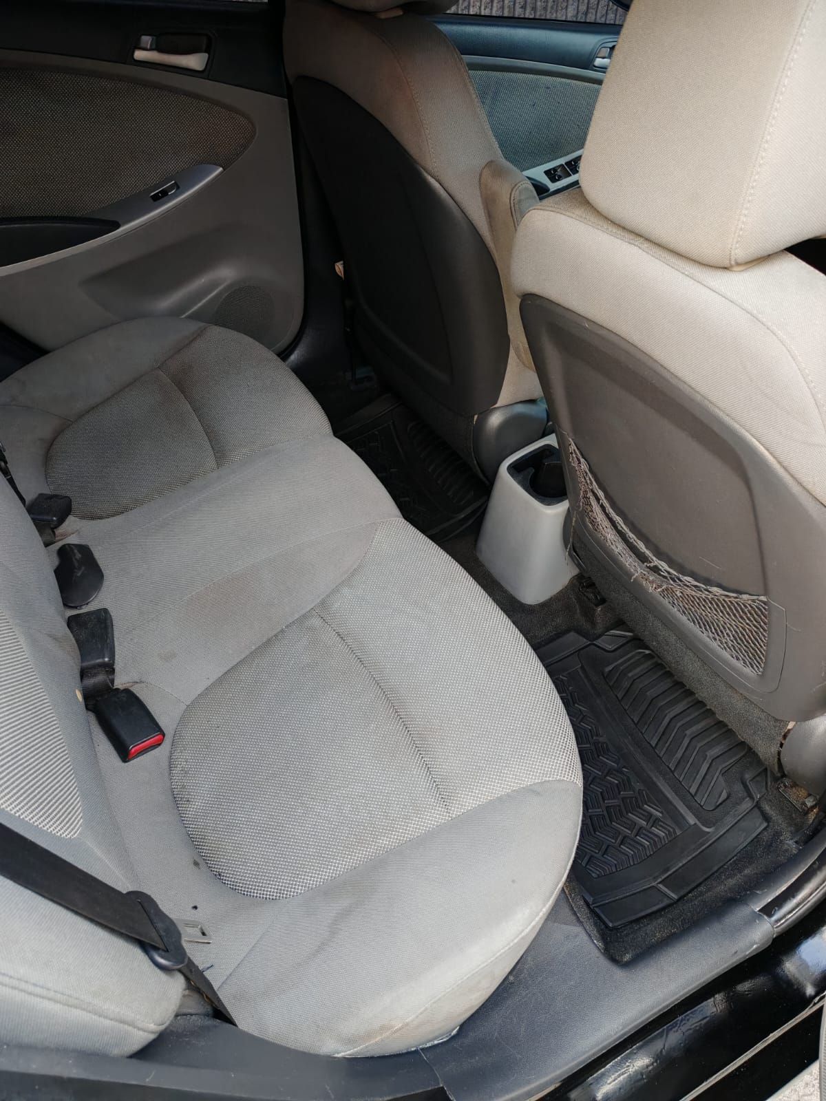 HYUNDAI ACCENT - 2013                                        