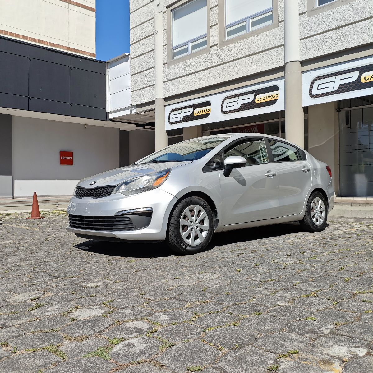 KIA RIO - 2016                                        