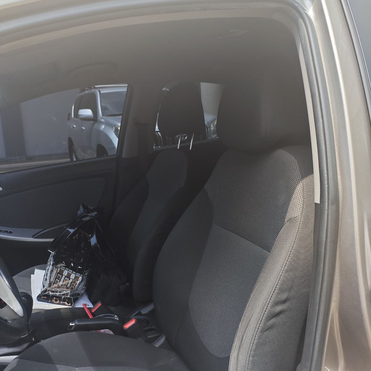 HYUNDAI ACCENT - 2014                                        