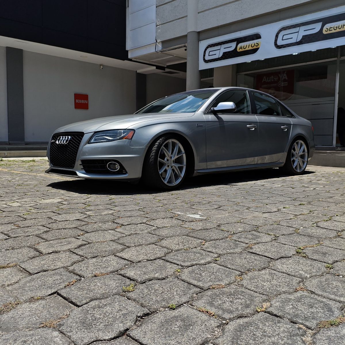 AUDI S4  - 2011                                        