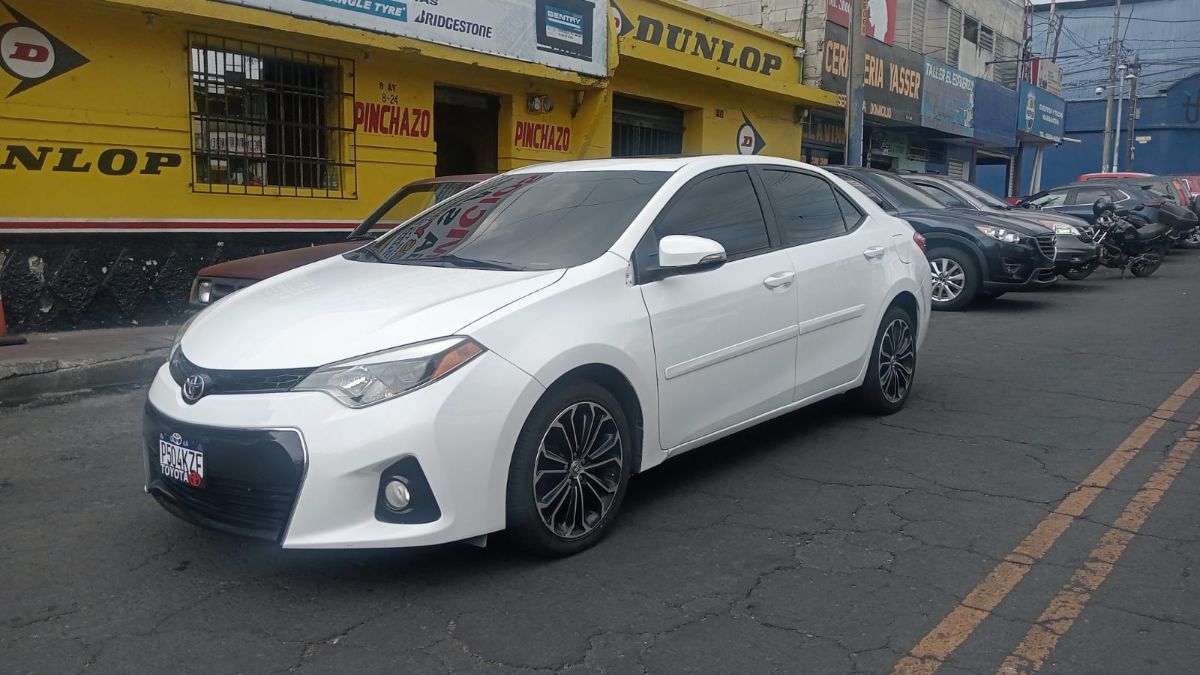 TOYOTA COROLLA S - 2016                                        