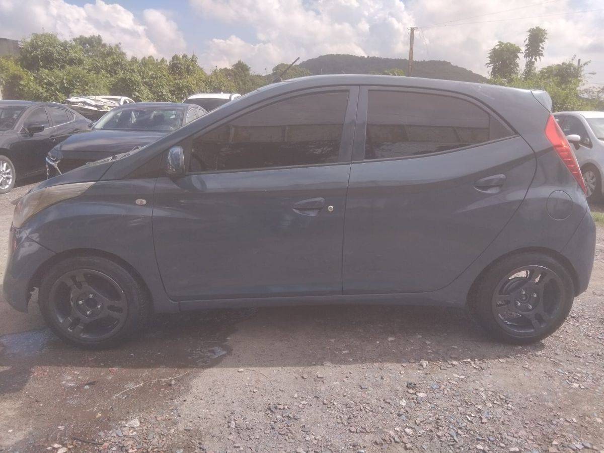 HYUNDAI EON - 2018                                        