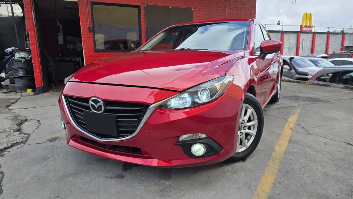 MAZDA 3 - 2016                                        