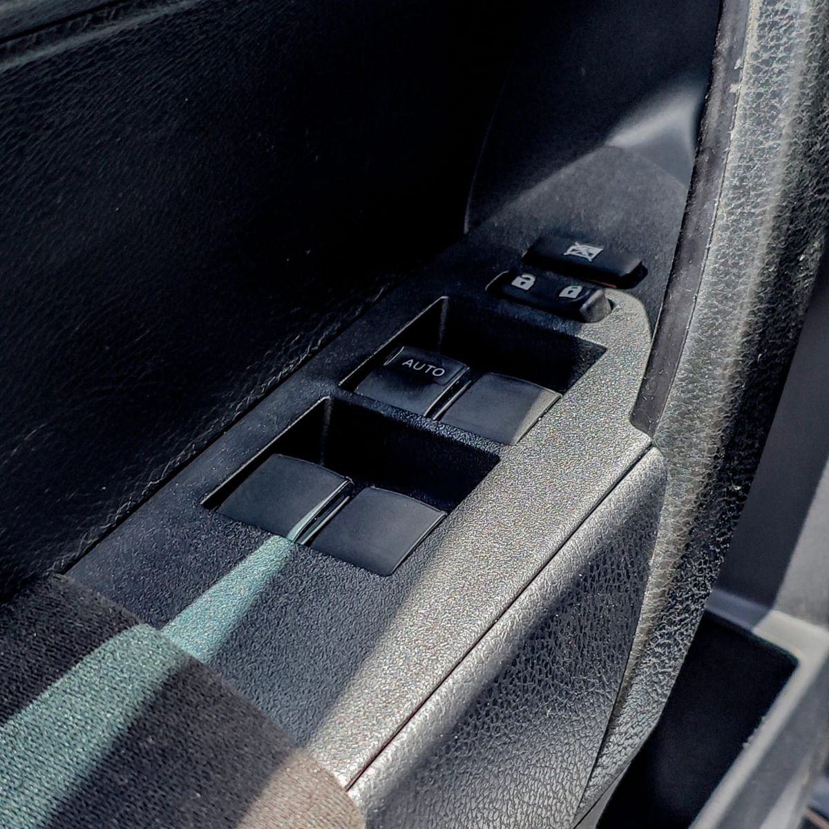 TOYOTA COROLLA - 2016                                        