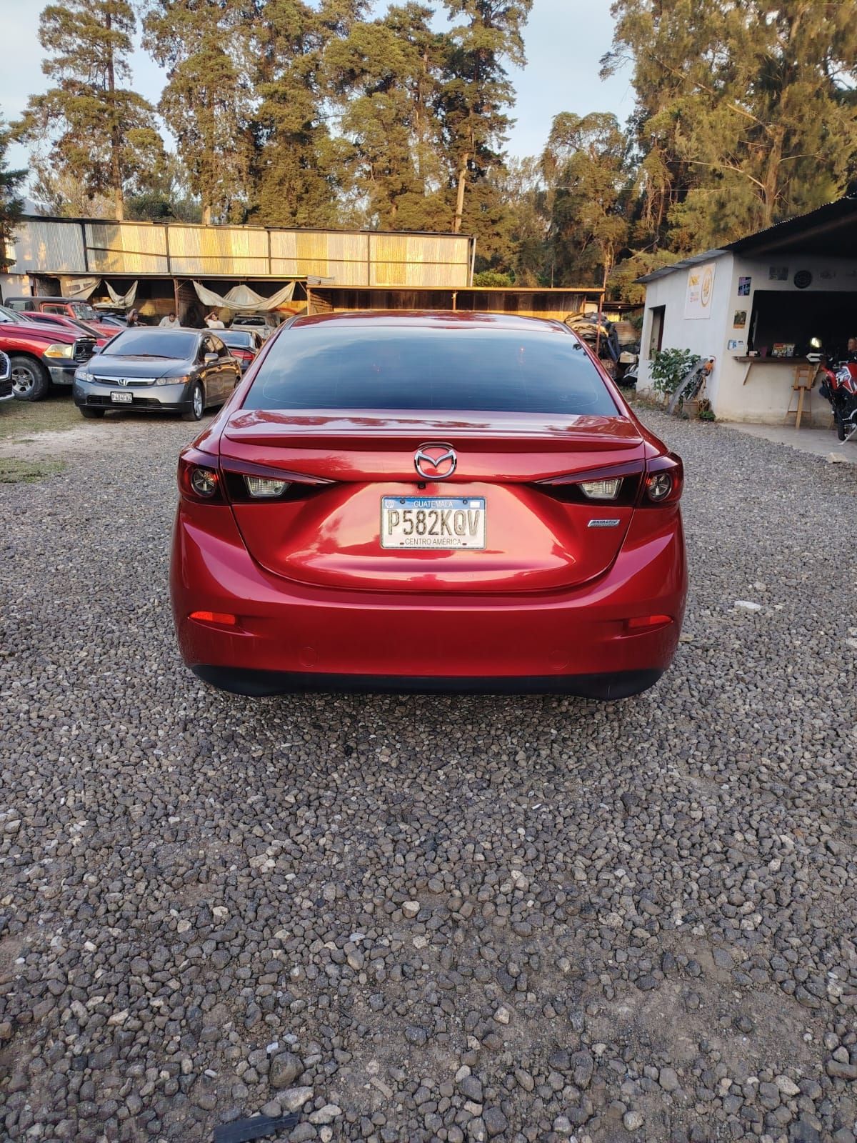 MAZDA 3 TOURING - 2015                                        