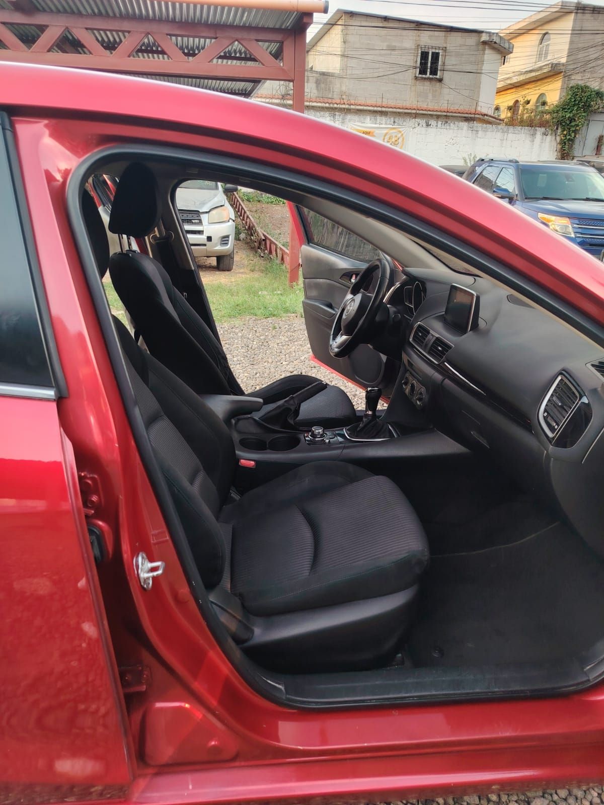 MAZDA 3 TOURING - 2015                                        