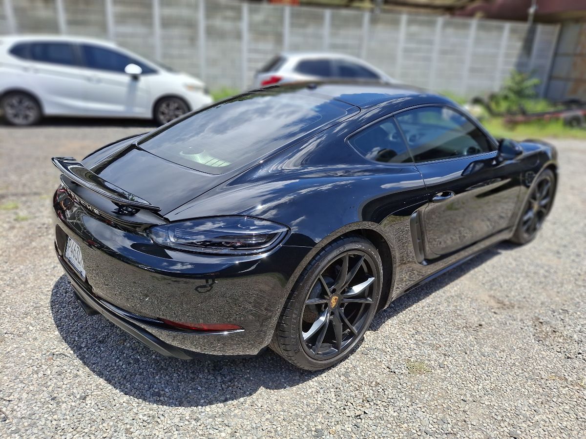 PORSCHE CAYMAN 718 - 2019                                        