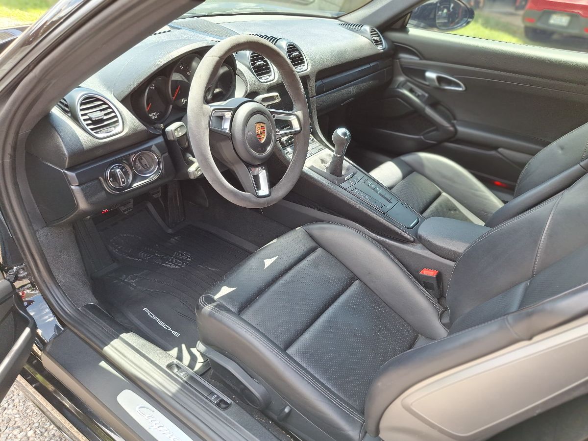 PORSCHE CAYMAN 718 - 2019                                        